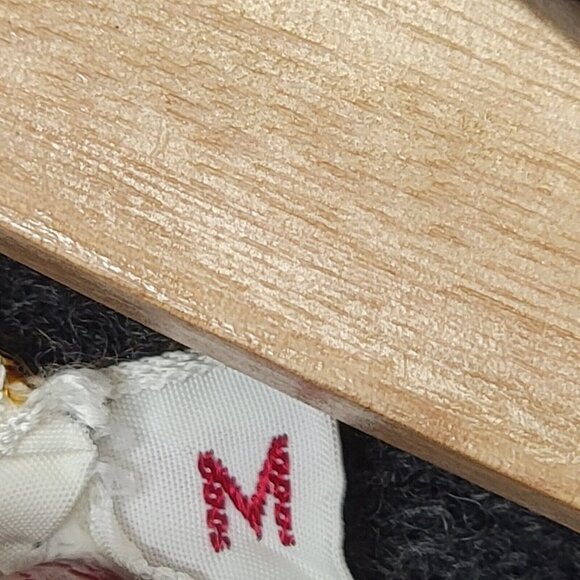 Vintage Trent 74 Robert Bruce 100% 2-Ply Wool Gray Vneck Sweater Size M - Picture 7 of 10